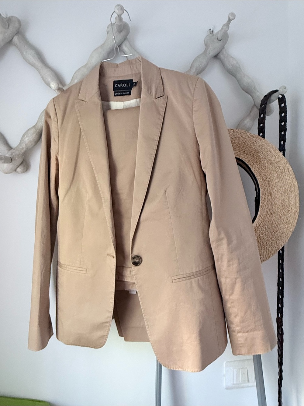 Caroll Tan Single-Button Tailored Blazer